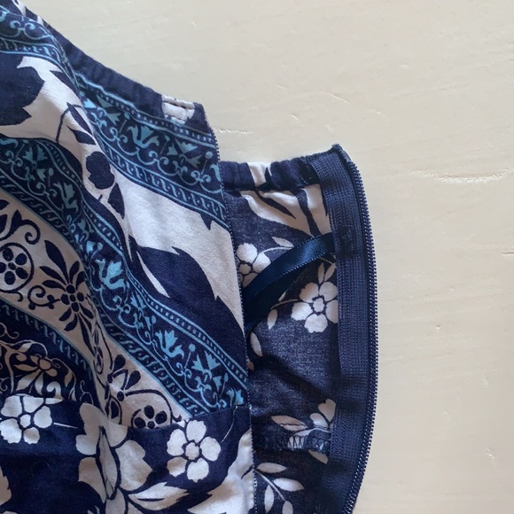 Ann Taylor Loft 100% Cotton Navy-Azure-White Halter Top - Picture 6 of 9